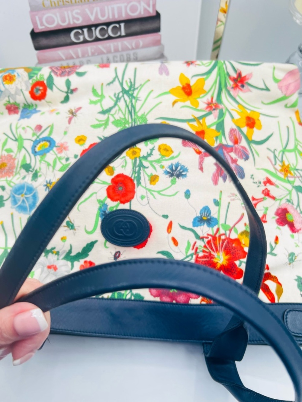 Gucci Cream Floral Tote with Navy Trim - Picture 12 of 16